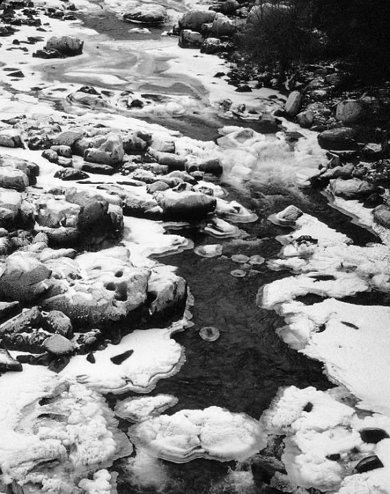 Yuba Ice 02 b-w.jpg